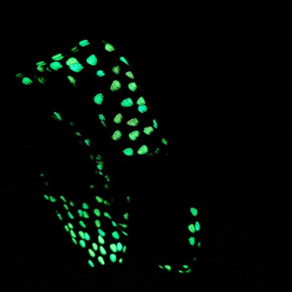 TOMS Venice Collection Classic Shoes NEW US 8 Glow In The Dark Christmas Lights - Picture 2 of 7